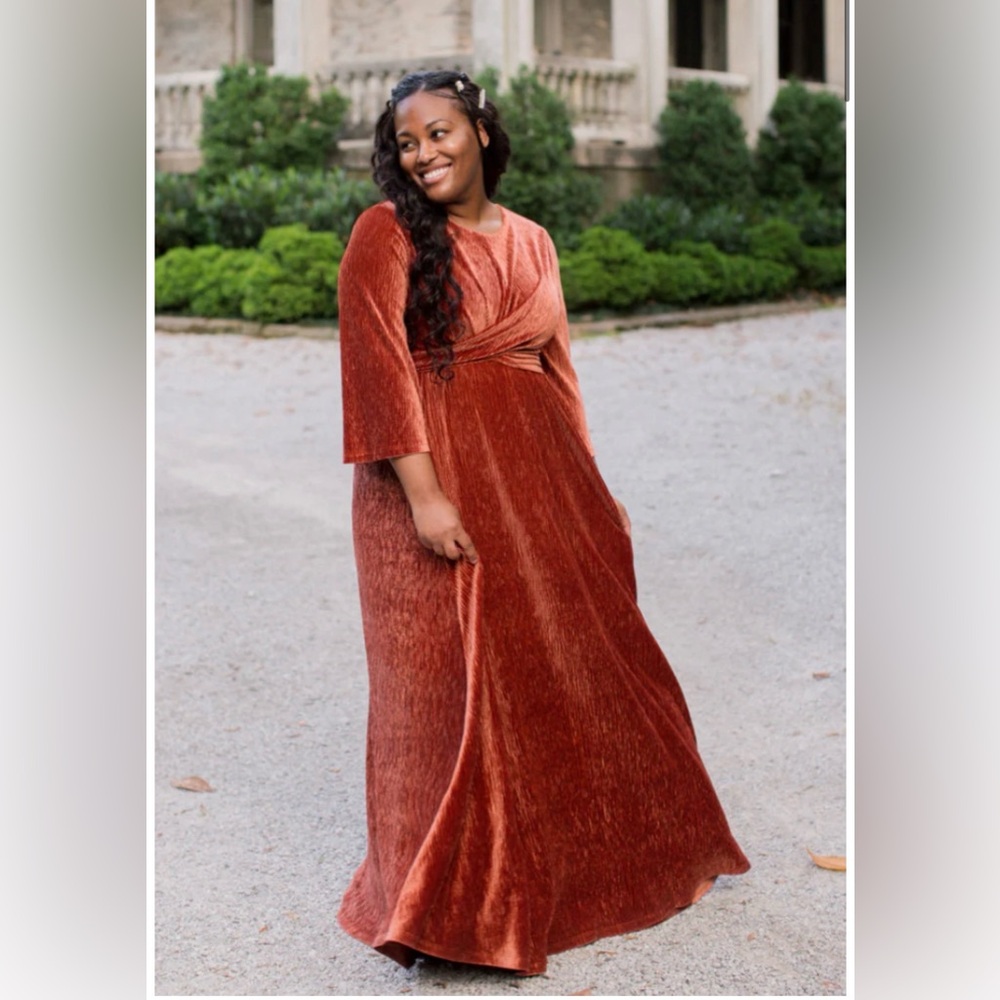 💚 Dainty Jewells Green Velvet Maxi Dress 💚